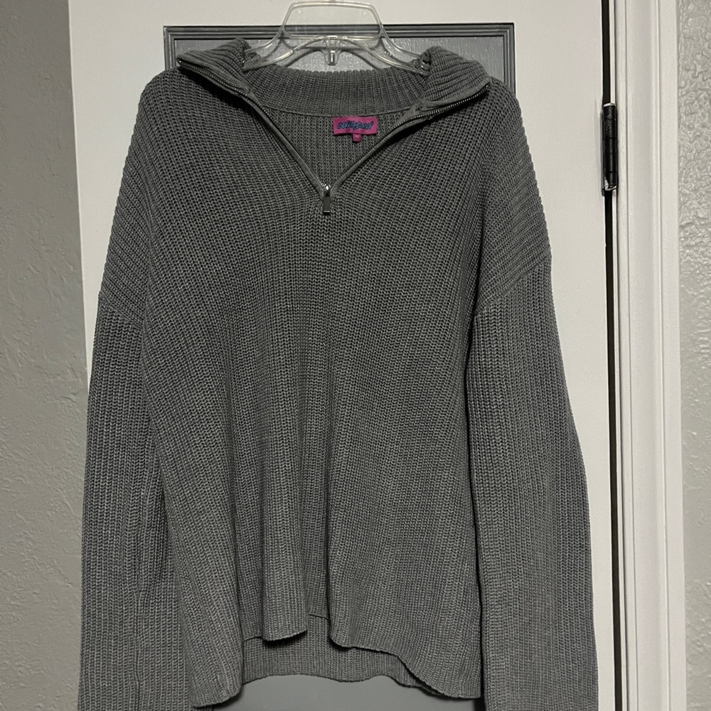 Edikted Gray Knit Zip-Up